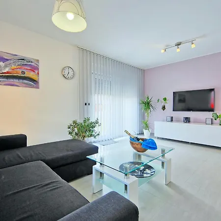Holiday home Amosa